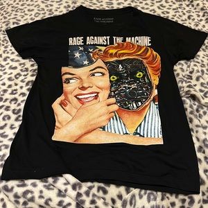 Graphic T - ‘RACE AGAINST THE TIME MACHINE’